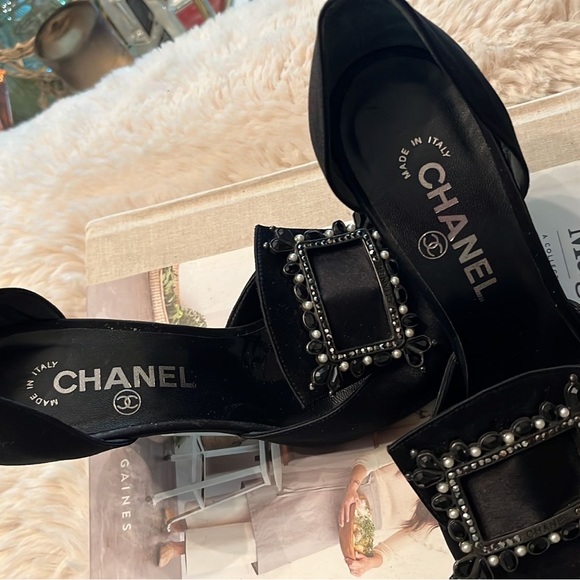 Chanel Shoes - Picture 2 of 9